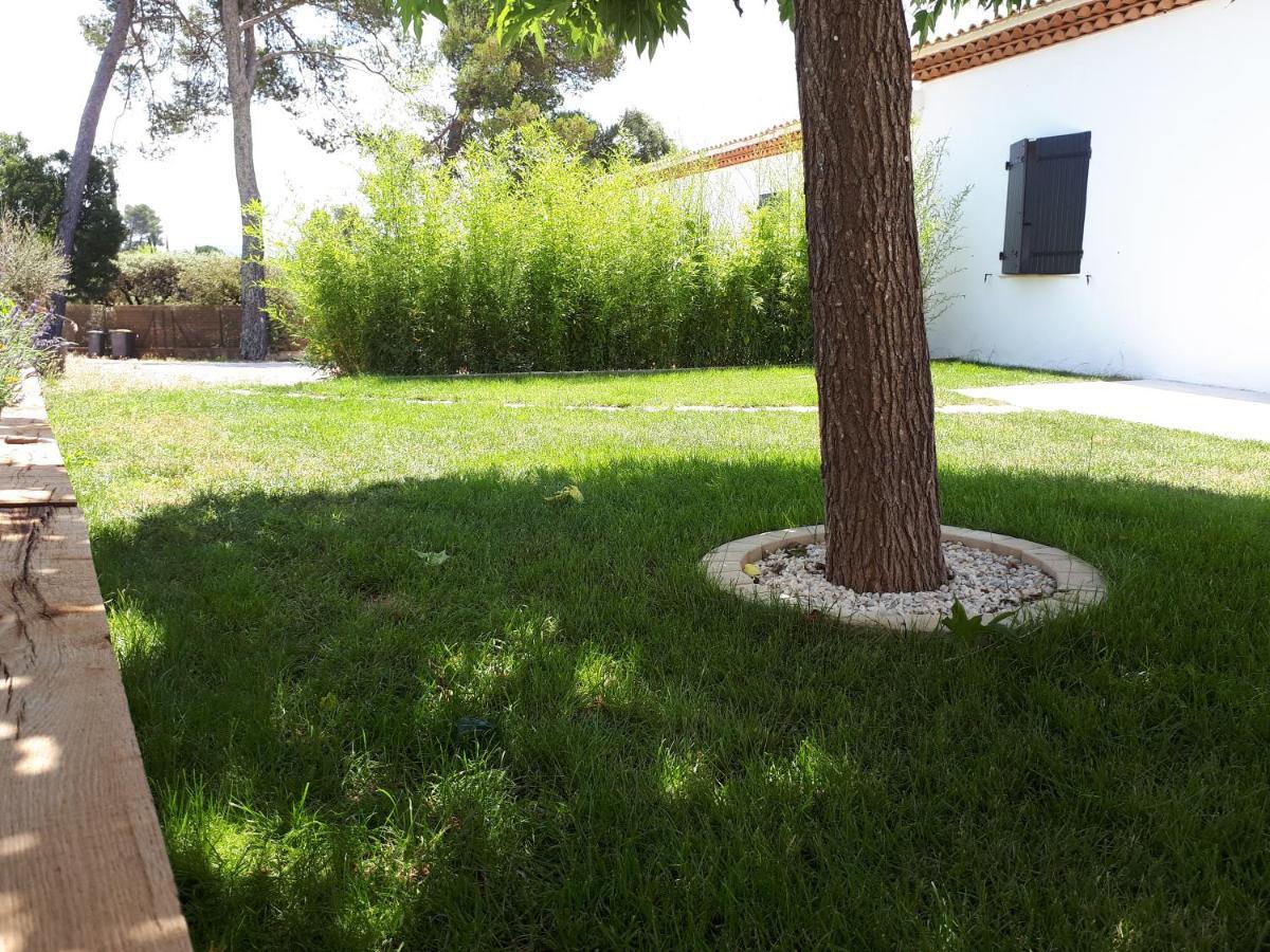 Vila Vacances En Provence Verte Garéoult Exteriér fotografie